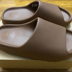 Yeezy slides flax size 12 new